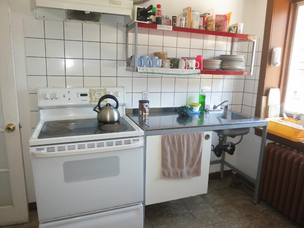 C&N Backpackers Hostel Vancouver Zewnętrze zdjęcie